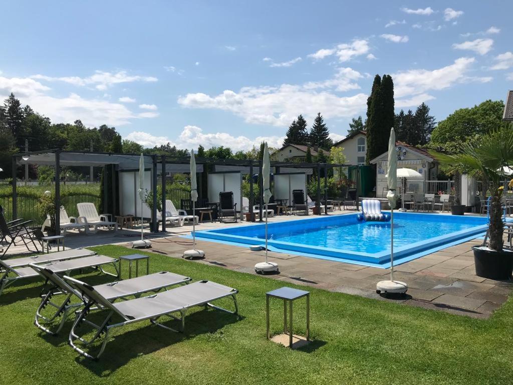 Ferienanlage Seehof Krumpendorf Extérieur photo