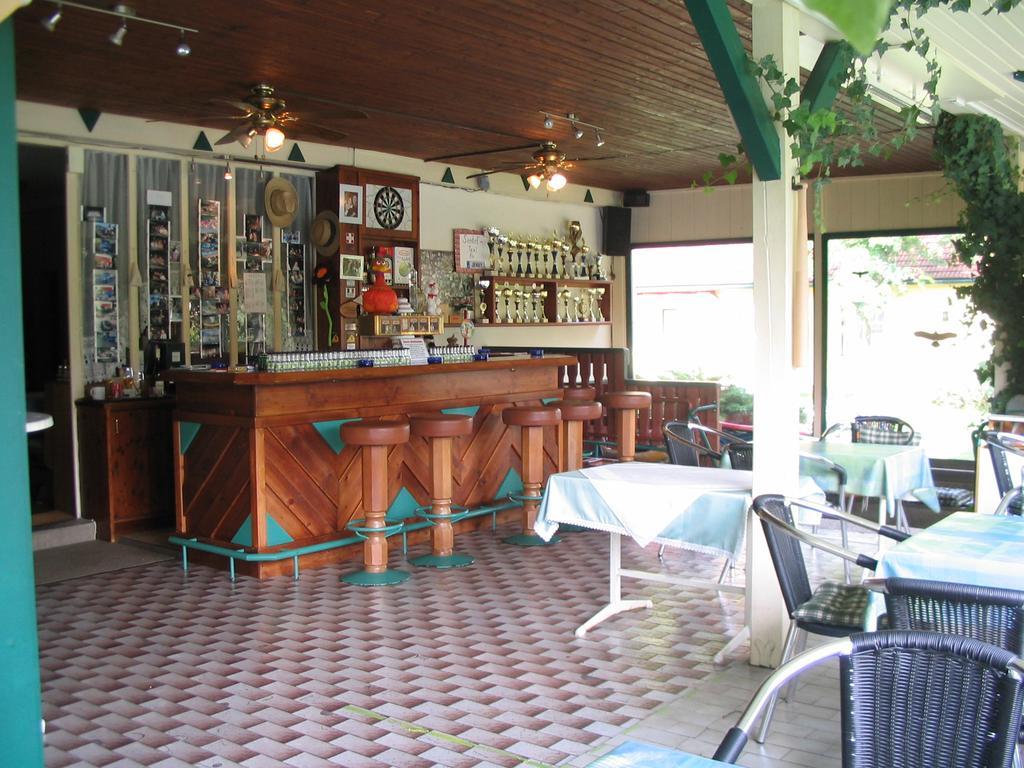Ferienanlage Seehof Krumpendorf Extérieur photo